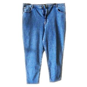 ASOS DESIGN CURVE High Rise 5 Pocket Straight Leg Med. Wash Jeans Size 18